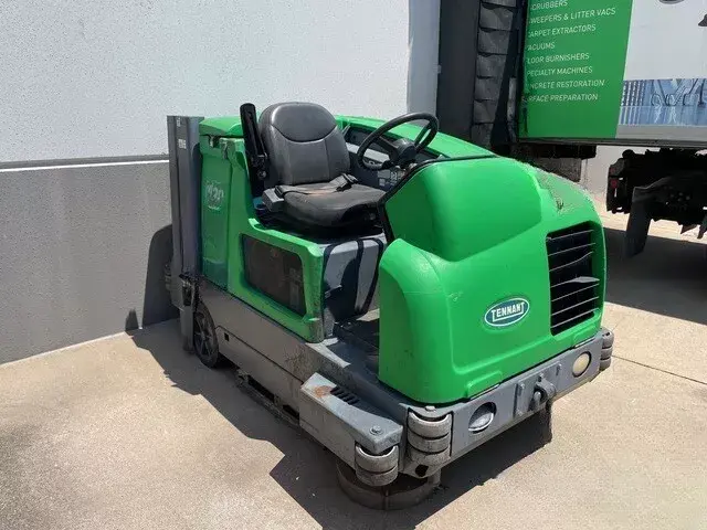 🚧 Tennant M20 – Needs Repair | Great Opportunity!