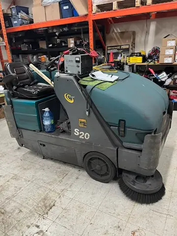 🔥Tennant S20 Electric Floor Sweeper